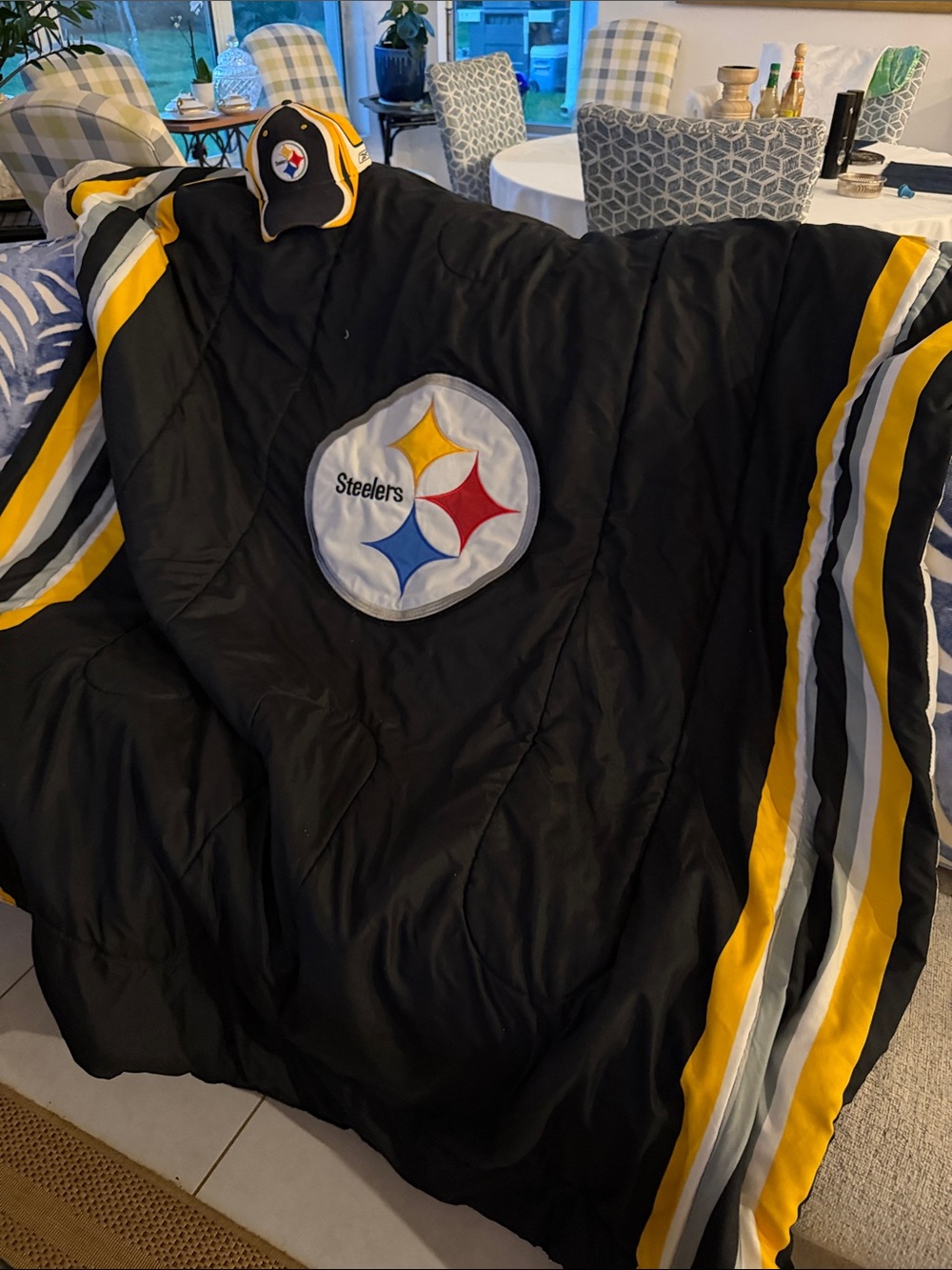 Pittsburgh Steelers Quilt and Cap